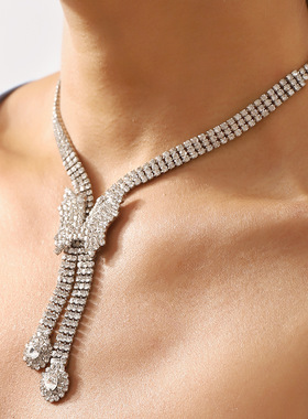 欧美轻奢高级感新娘首饰 新款闪亮满钻宴会礼服蝴蝶V型项饰