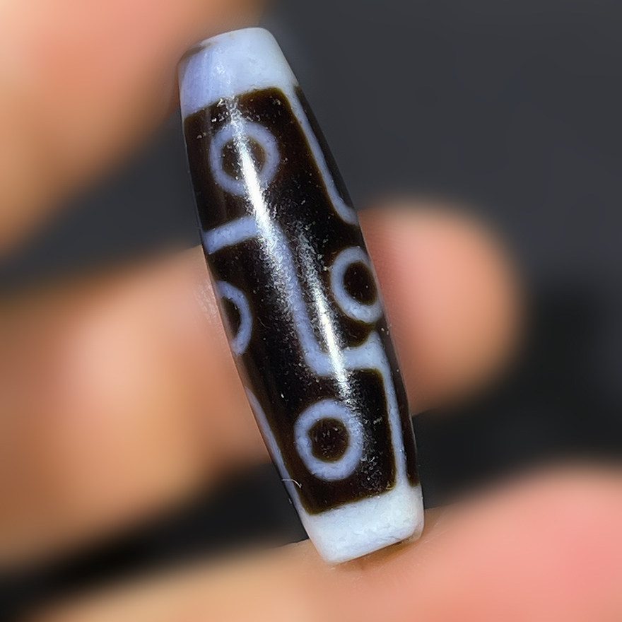 真品西藏天珠九眼天然原矿玛瑙老料吊坠项链手串手链老包浆高油润