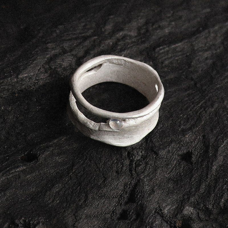 月光石裂痕戒指小众设计气质手工质感肌理镶嵌个性独特高级男女