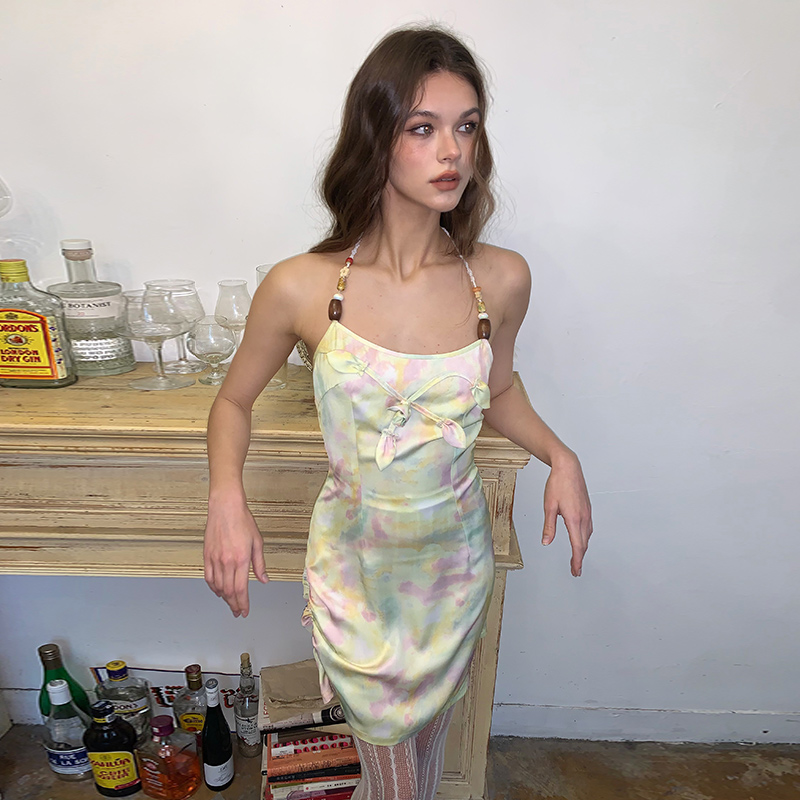 多巴胺扎染抽皱挂脖连衣裙