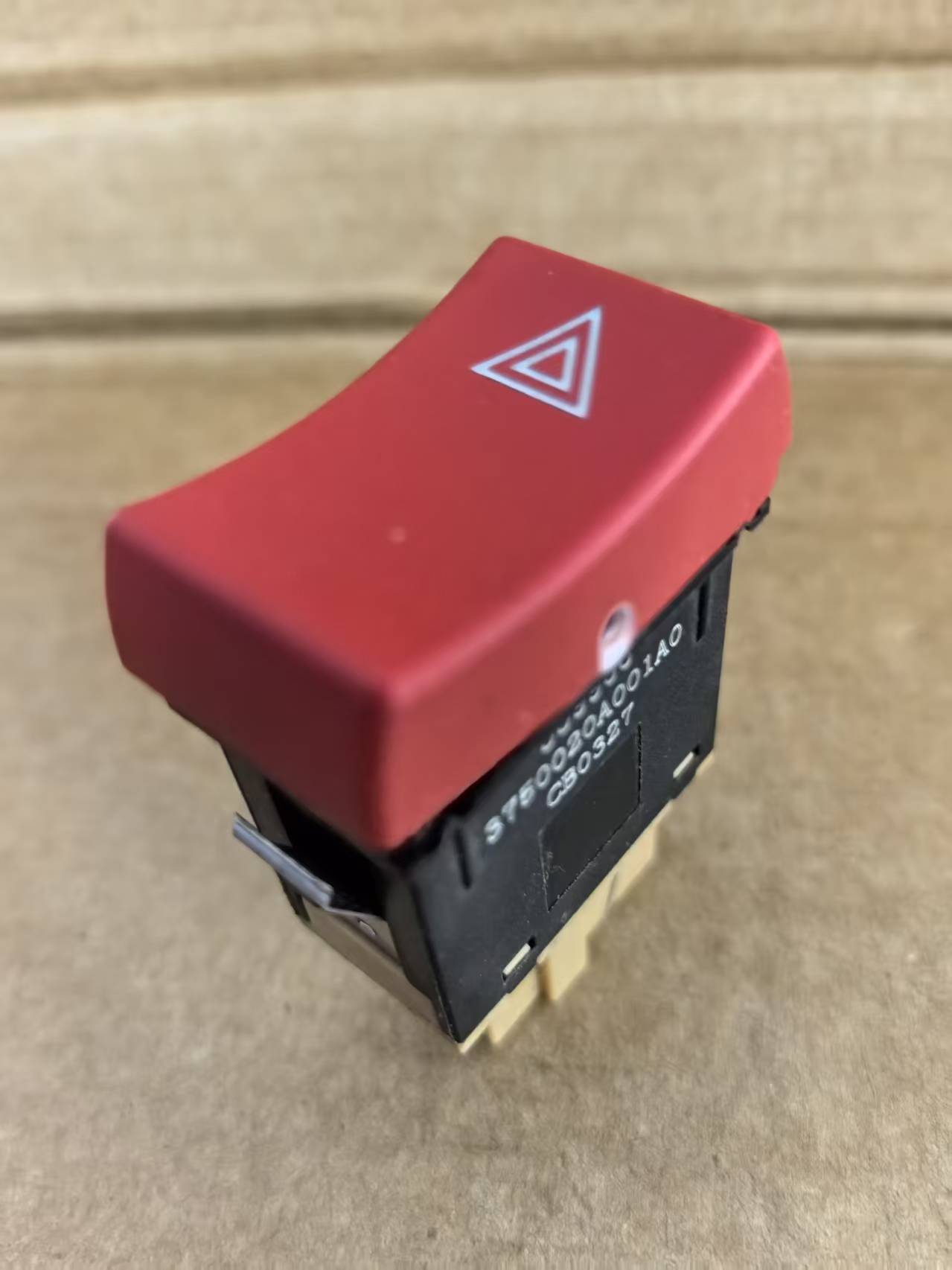 原厂20款H7H5M3仪表台按钮翘板开关危险报警开关 3750020A001A0