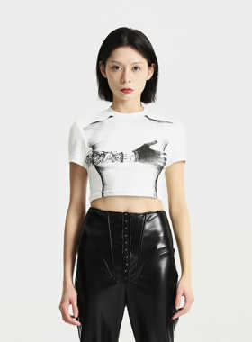 LinyiLi Lingorm同款正肩白色短袖女t恤修身短款上衣设计感小众