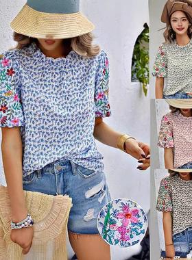 Womens Embroidered Buckled Wave High Neck Short Color Block