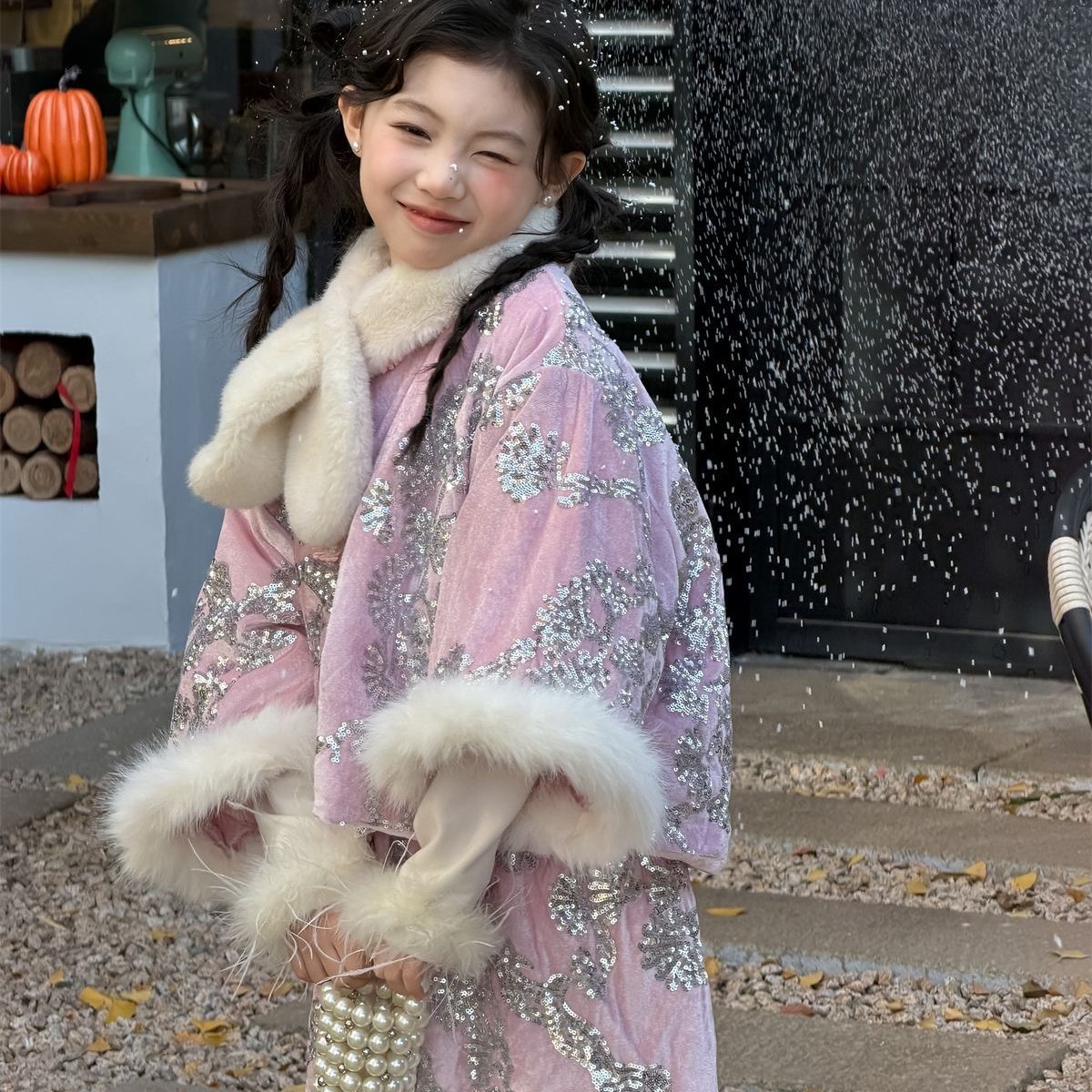 新中式国风女童亮片丝绒汉服棉袄外套半裙套装重工毛毛唐装拜年服