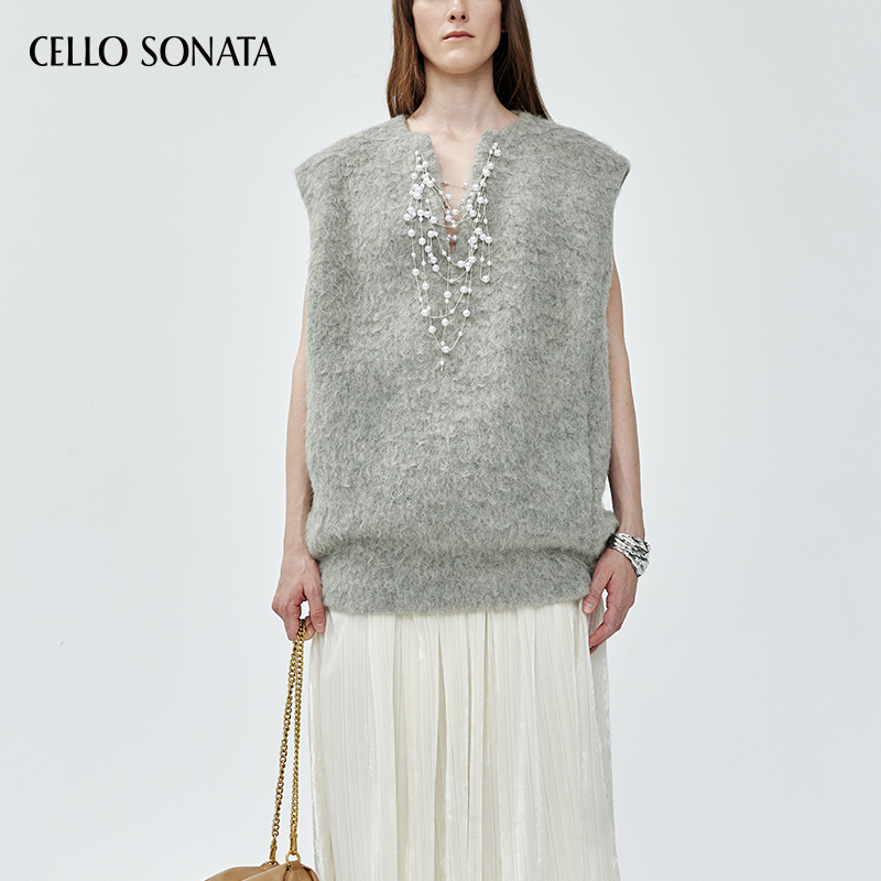 Cello Sonata秋冬新款 日常百搭v领珍珠装饰无袖背心羊毛长款马甲