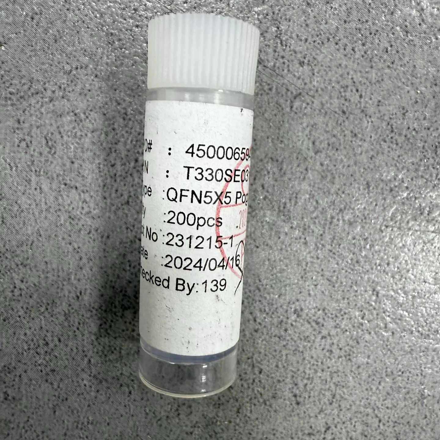 QFN5X5 Pogo pin，200个，型号T330SE0