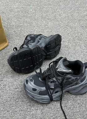 港风厚底百搭黑色做旧老爹鞋ins新款小众男女同款休闲运动鞋2025