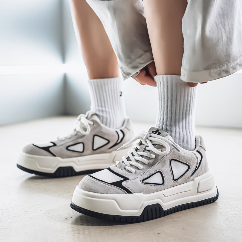 女鞋2025新款秋季百搭网红爆款初中学生运动板鞋女款黑白熊猫鞋子