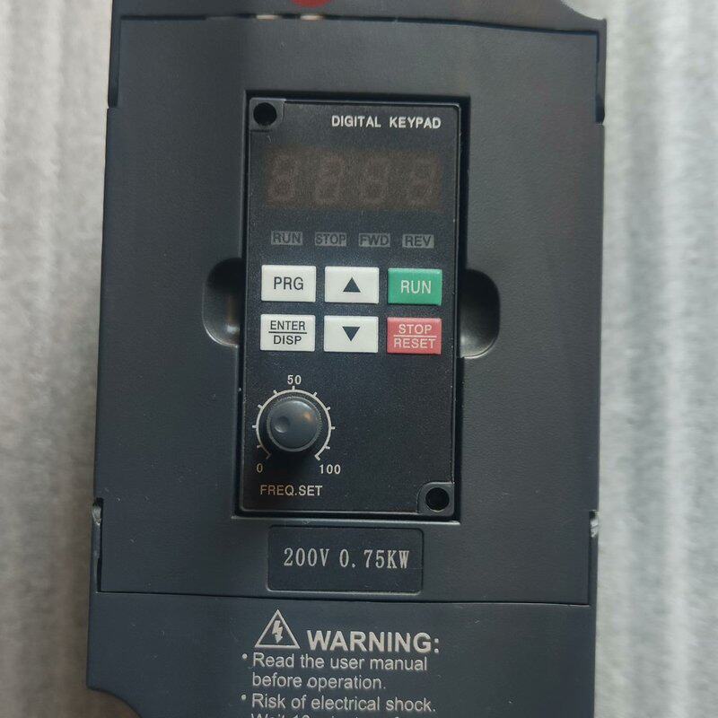 众辰变频器 H2200A0D75K 220V 0.75KW功(议价)