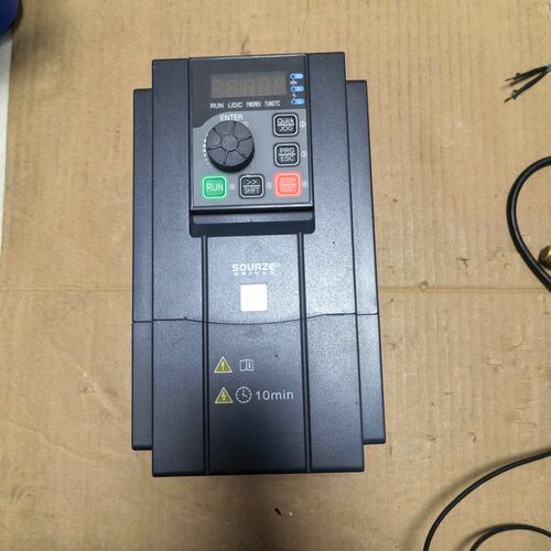 Sourze变频器 A500-4T4R0GB/5R5PB，4（议价）
