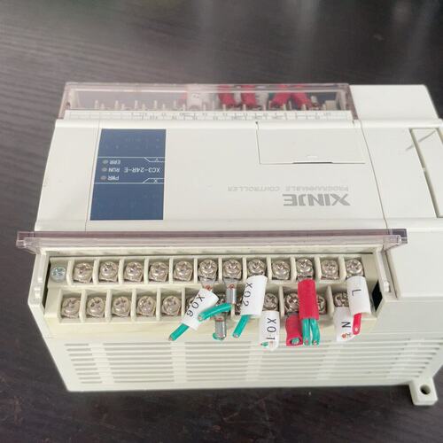 信捷PLC XC3-24R-E，，成色如图，（议价）
