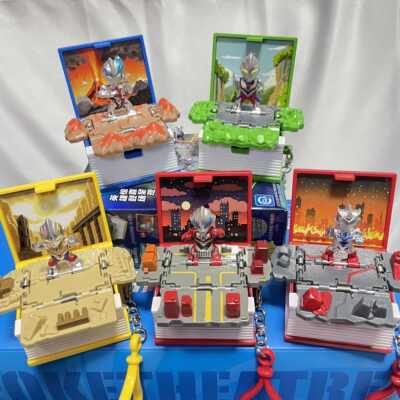 奥特曼口袋剧场折叠弹爆书