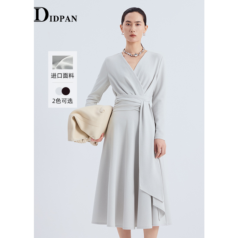 IDPAN长袖连衣裙女2025秋季新款收腰显瘦气质通勤肌理感绑带长裙