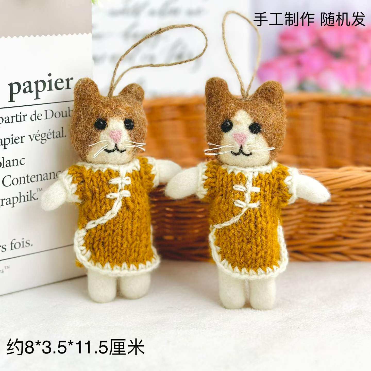 尼泊尔手工羊毛毡时尚猫咪可爱猪猪新娘粉衣豹子动物挂件精美挂饰