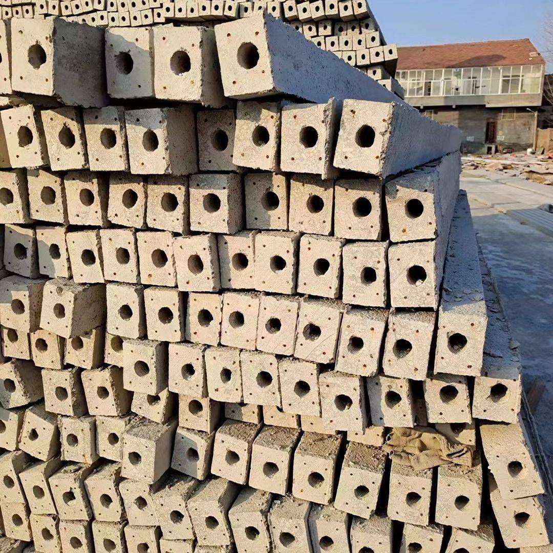 葡萄大棚围栏水泥立柱火龙果猕猴桃果棚水泥柱方形围栏钢筋水泥柱