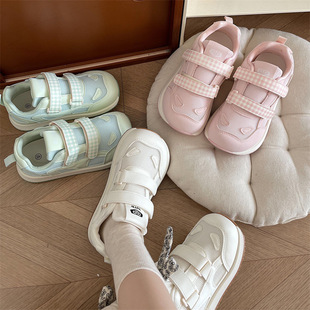 爆款魔术贴复古厚底小白鞋女款2026新款秋季配裙子百搭运动鞋子