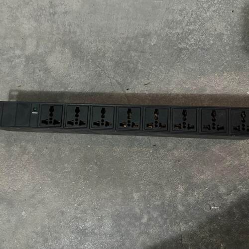 8口PDU 线长2.9米 电源线规格3*6平方 电压250V