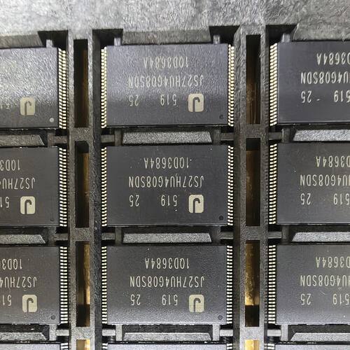 JS27HU4G08SDN ：新的 有68个。有兴趣联系