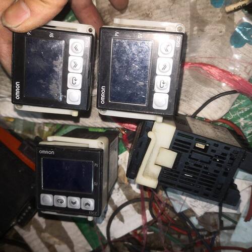 龙温控器 的 E5CZ-Q2MT 四个 10