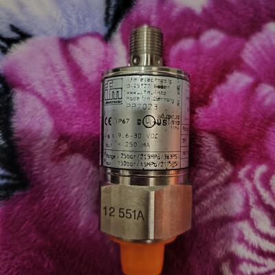 iFm易福门压力传感器。型号PP7023.没有包