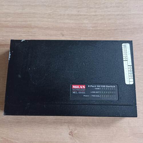 MiLAN  MIL-S800i 8端口交换机  现货实物拍