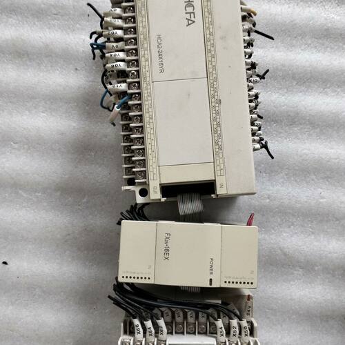 出拆机禾川PLC 型号HCA2-24x16YR-A十Fx2N