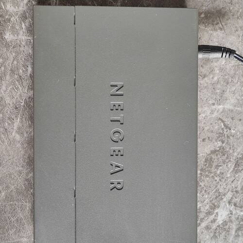 NETGEAR网件交换机八口 拆机成色如图 （无标签 建