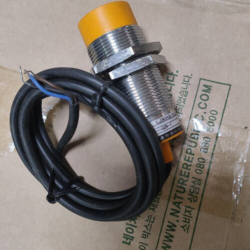 LJ30A3-15-Z/BX 新欧接近开关