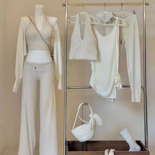 祖儿兔兔·木耳边宽松微喇裤 白雪瑜伽服2512D8