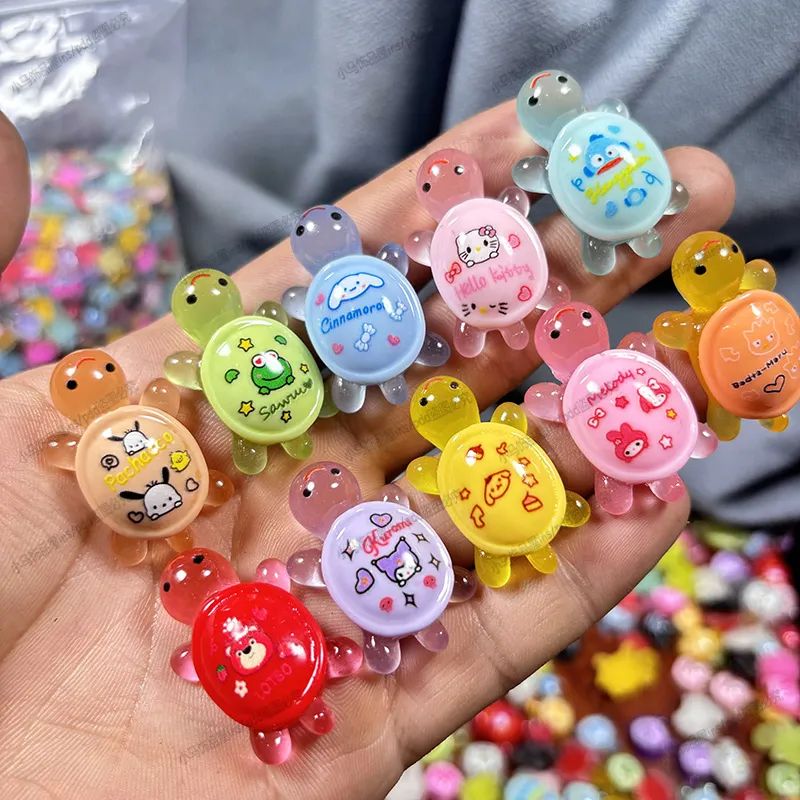 夜光新款可爱乌龟树脂diy配件对对碰网红爆款摆件海龟玩具