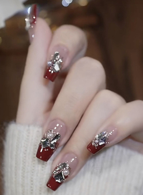 富家千金新年红色美甲手工制作成品指甲片高级感显白可拆卸穿戴甲