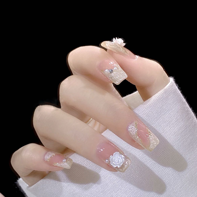 山茶花螺纹美甲手工制作成品假指甲贴片富家千金学生新娘婚纱美甲