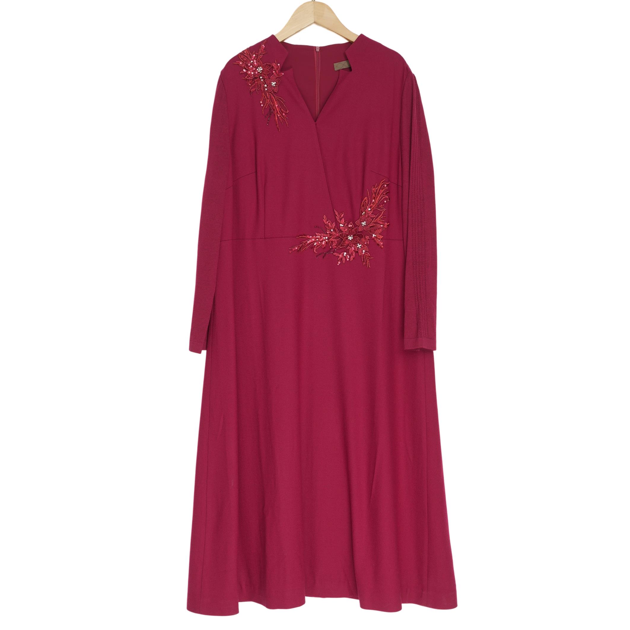 慕天姿精选品牌女装高端时尚气质百搭酒红连衣裙慕天姿A4-17816