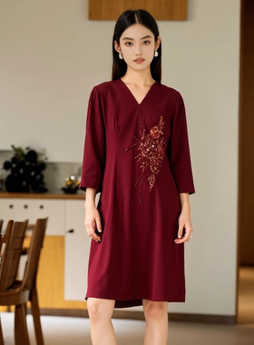 慕天姿精选高端品牌女装高端时尚气质轻奢百搭酒红色连衣裙-17186