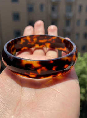 玳瑁色手镯圆宽镯子手环饰品女生