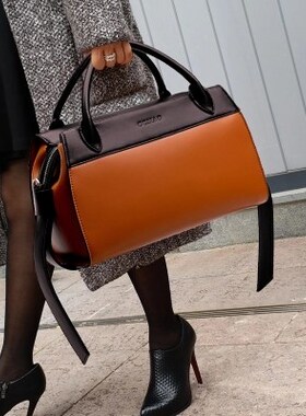 Brand  Leather Bag Women Messenger Crossbody Trapeze Bags L