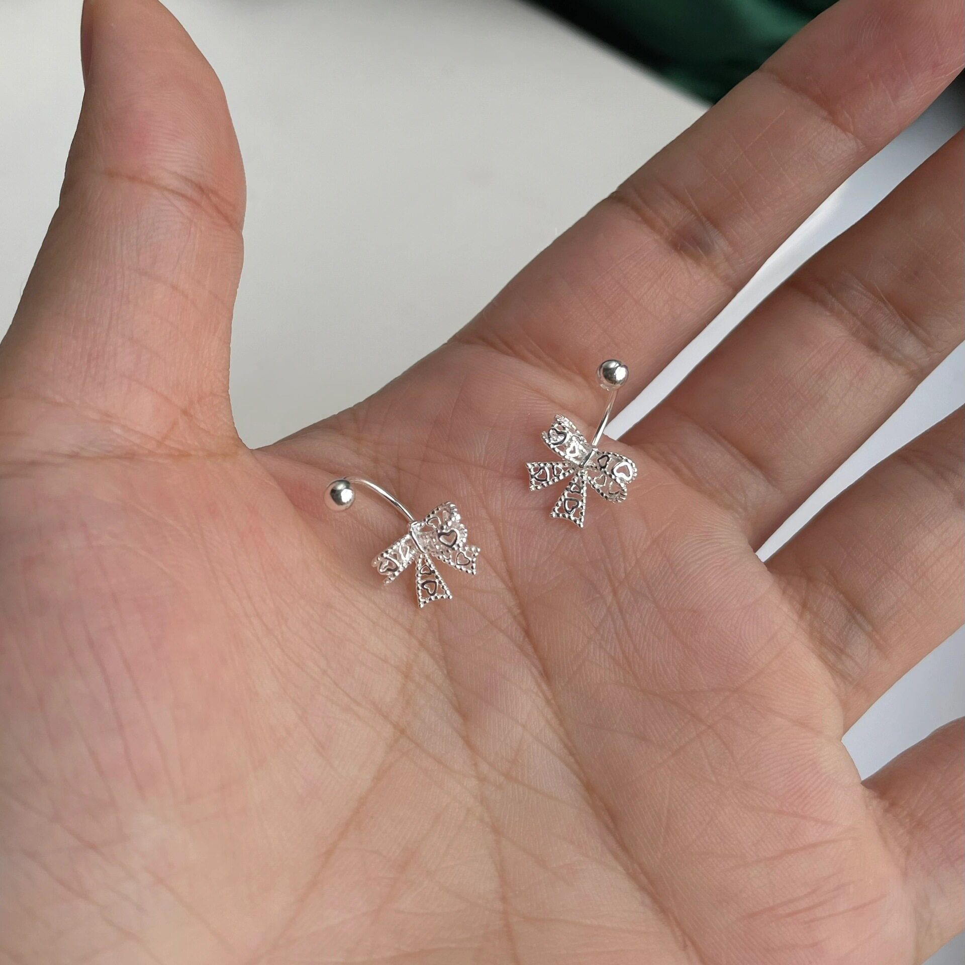 S999镂空蝴蝶耳钉纯银女耳饰耳钉