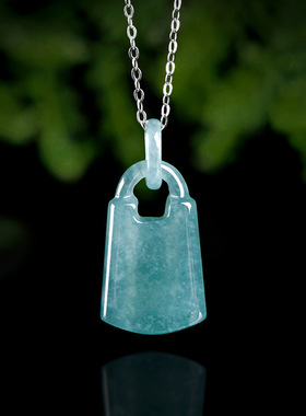 翠莹福天然A货翡翠蓝水镂空小玉锁冰种玉石吊坠时尚女款项链D658