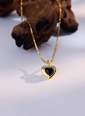 黑玛瑙桃心项链法式黑色爱心锁骨链女复古冷淡风气质毛衣链