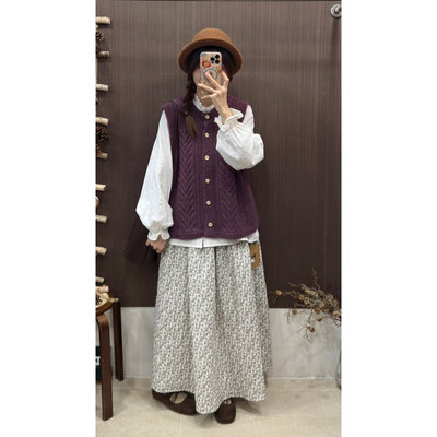 胖薯大码复古圆领单排扣麻花针织马甲女秋冬叠穿宽松无袖背心毛衣