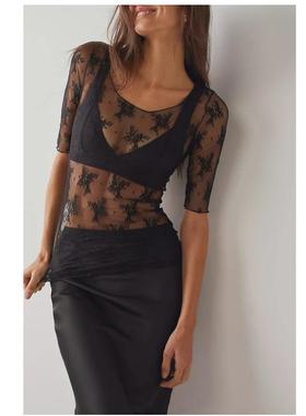 Piccola maglia floreale sexy in pizzo per le donne