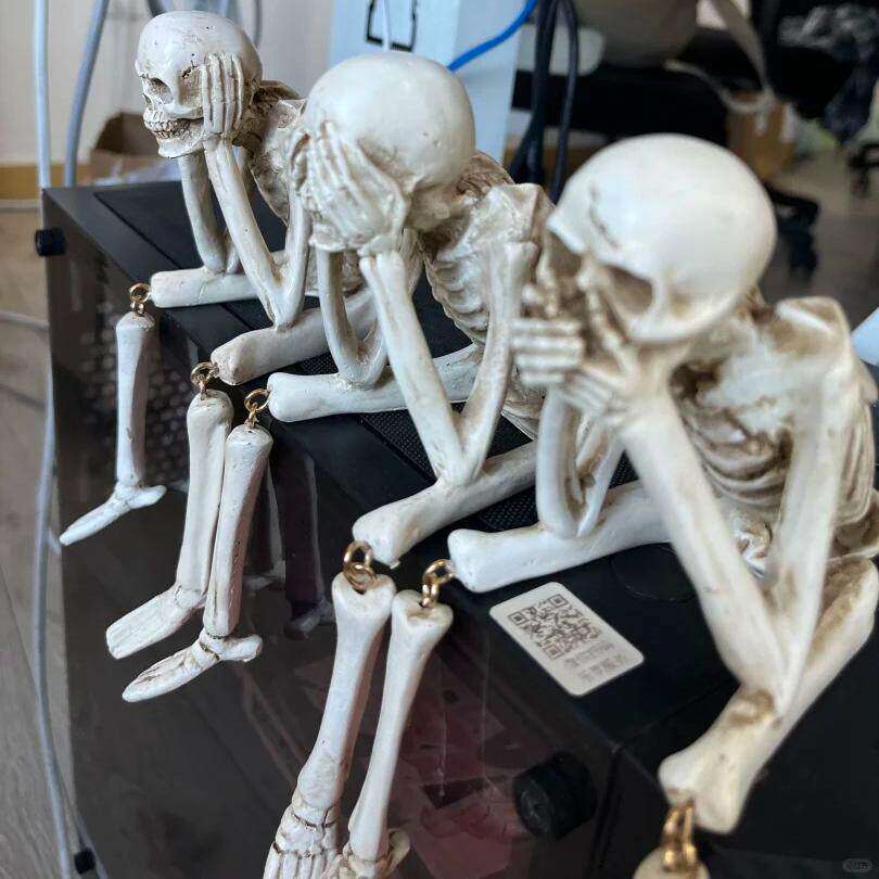 万圣节哥特风吊脚骷髅头不听不看不说暗黑礼物有趣氛围装饰摆件