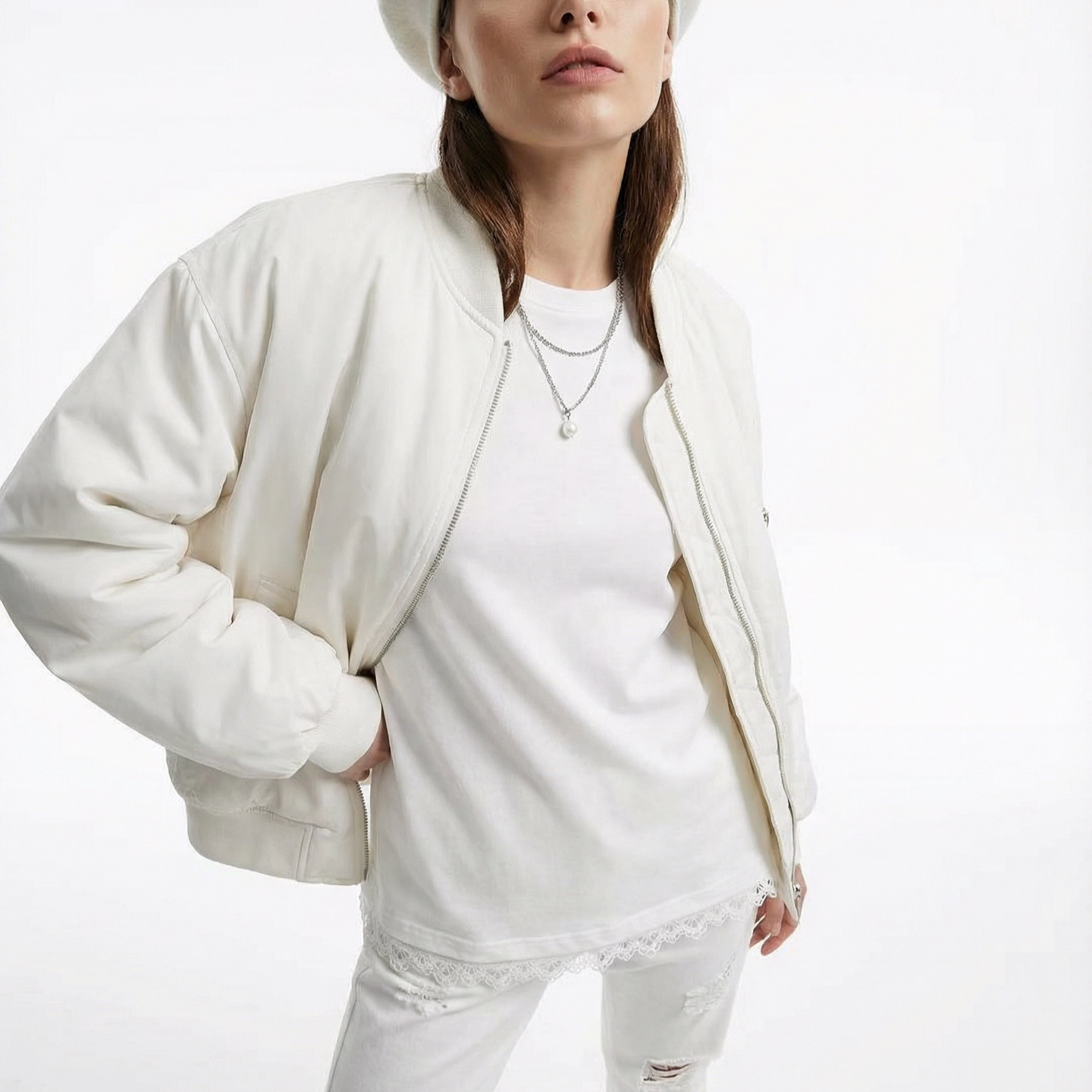 BW 花边拼接打底衫长袖圆领宽松T恤女超凡舒适极简主义穿搭