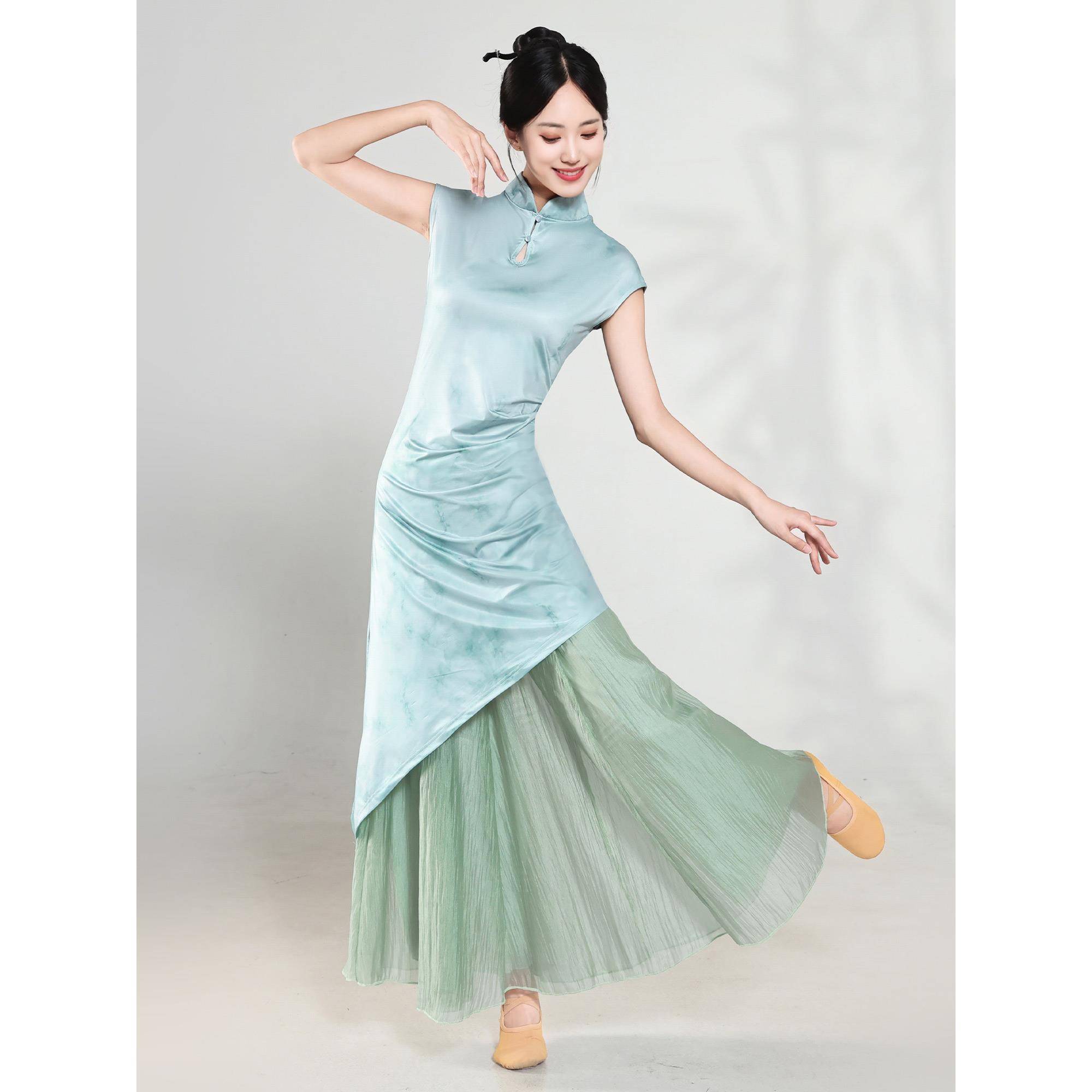 新中式无袖旗袍舞蹈服古典舞服装飘逸演出练功服国风身韵旗袍套装
