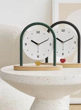 样板间家居客厅创意座钟装饰品