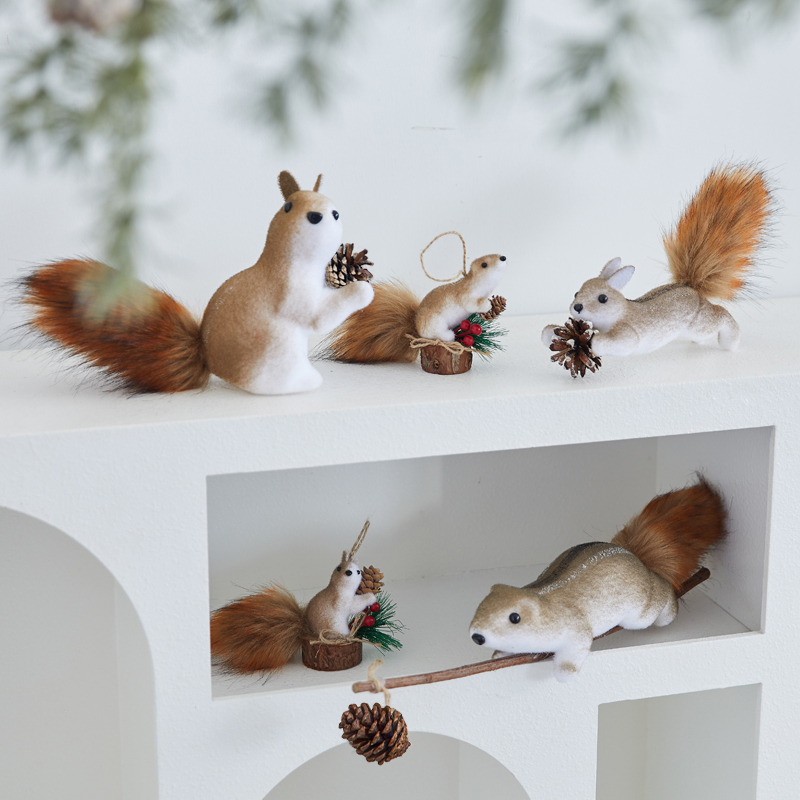 圣诞节装饰仿真泡沫爬杆松鼠桌面场景布置摆件圣诞树卡通玩偶挂件