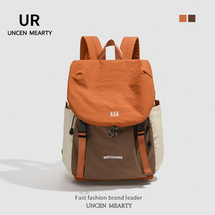 UR旅行双肩包包女徒步登山轻便背包2025新款大容量电脑包大学生包