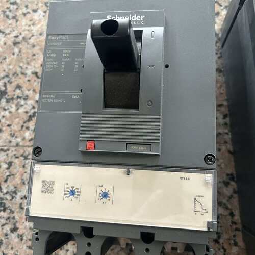 可维修EasyPa塑壳断路器CVS630F议价