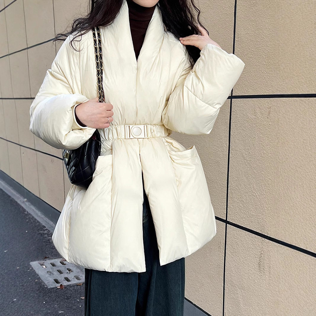 日系cherrykoko复古设计感收腰大翻领羽绒服女冬季宽松保暖加厚