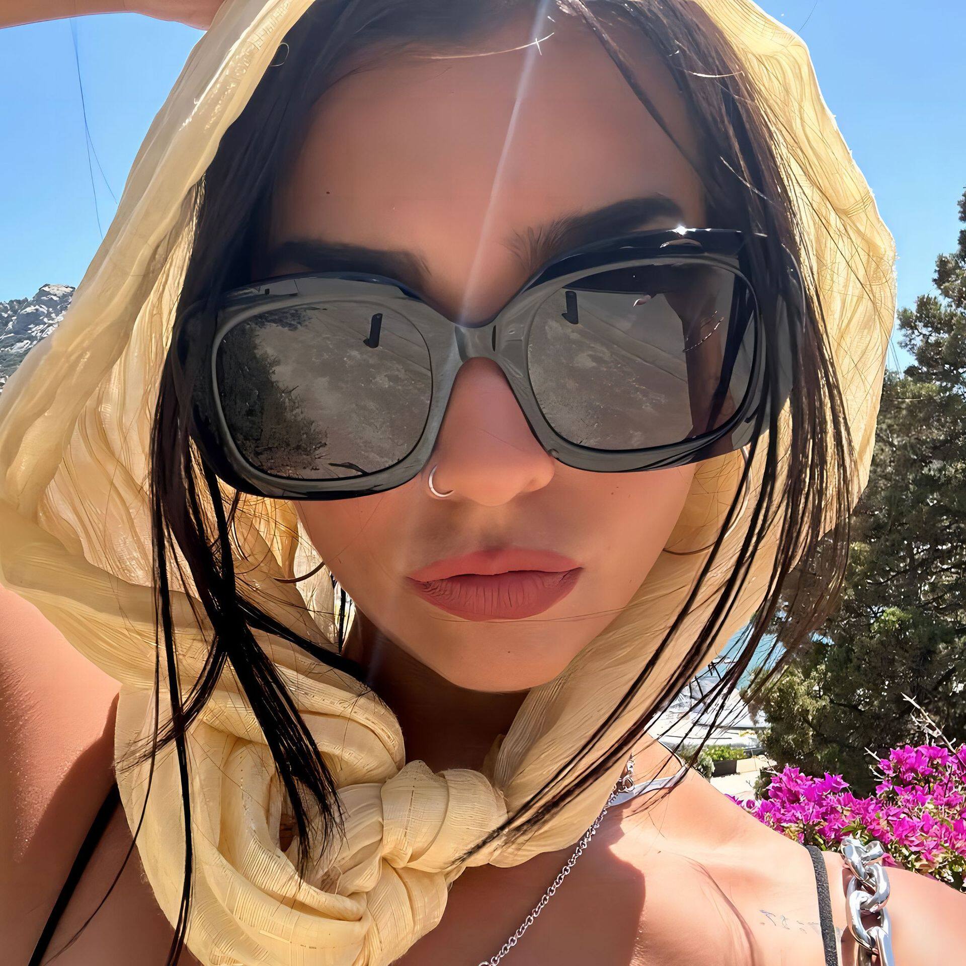 日本coss koko新款欧美方形果冻色高级感太阳镜户外休闲墨镜女